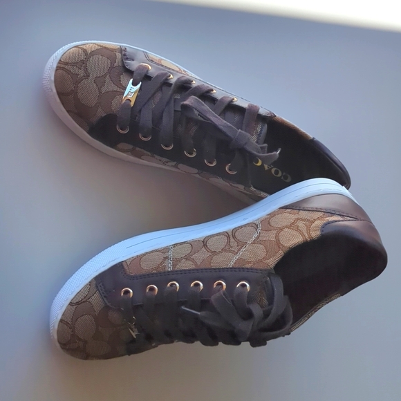 Coach Sneakers - Picture 1 of 4